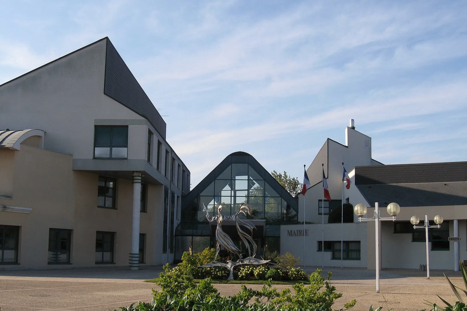 Couvreur Saran Mairie de Saran, commune desservie par le couvreur M. Leger (Loiret)