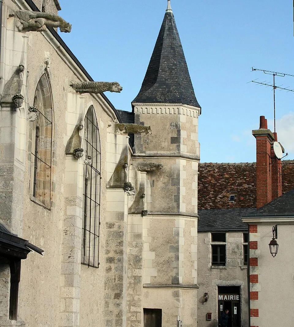 Couvreur Suèvres Église Saint-Lubin de Suèvres